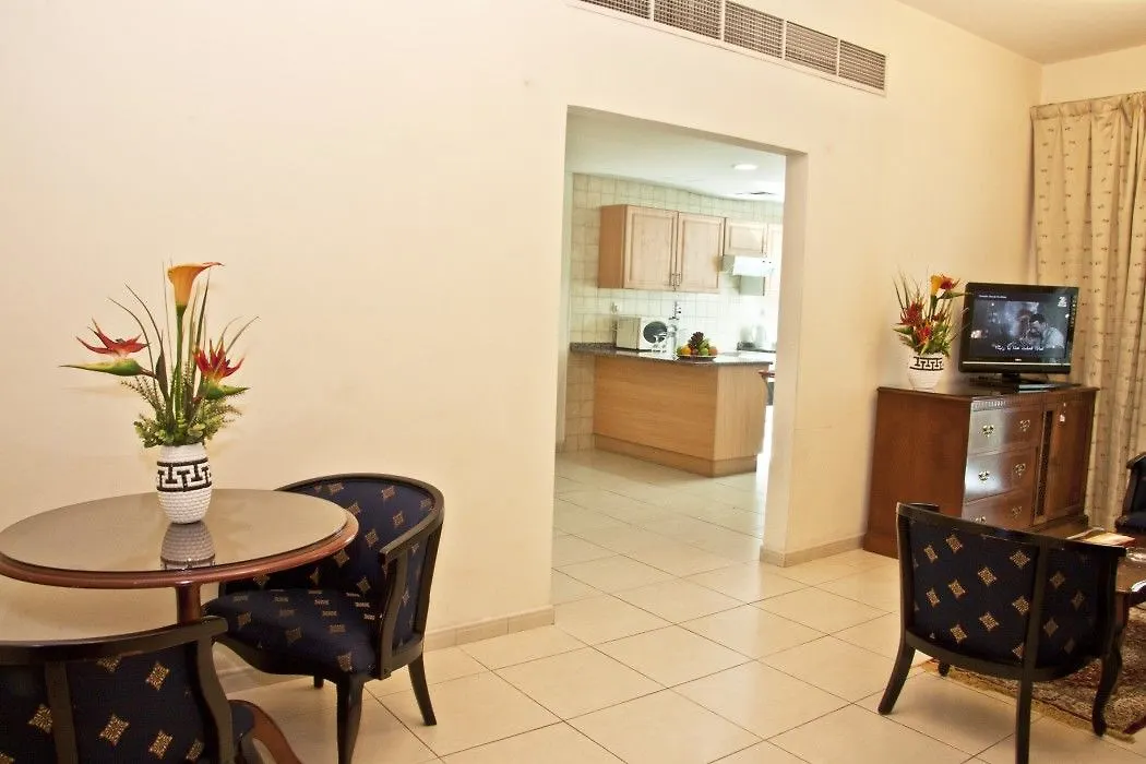 Ramee Guestline 2 Hotel Apartments Dubaj Apartmanhotel