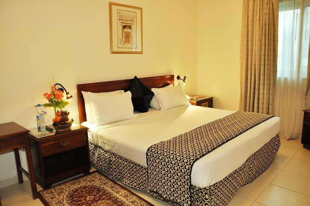 Ramee Guestline 2 Hotel Apartments Dubaj