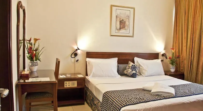 Ramee Guestline 2 Hotel Apartments Dubaj